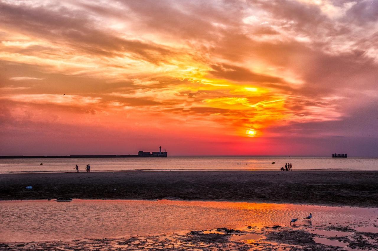 Les Pieds Dans L'Eau, Frond De Mer Boulogne-sur-Mer Exterior foto